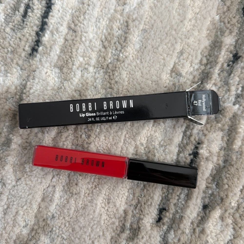 Bobbi Brown Lip Gloss Hollywood Red 47